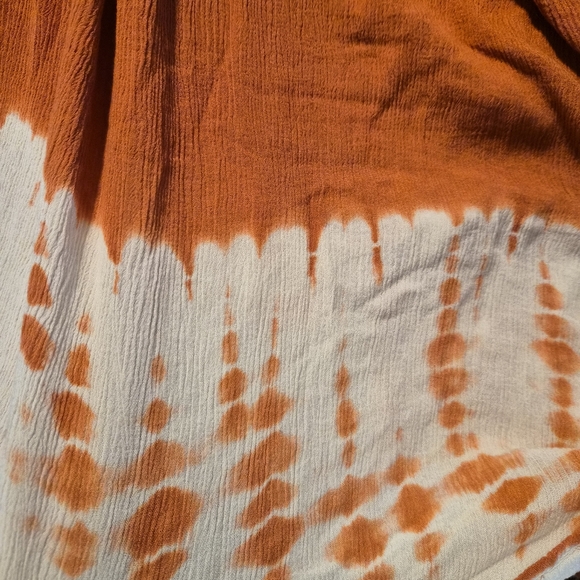 Umgee Bohemian Orange and White Tie-Dye Off-Shoulder Top Size Medium. - Picture 8 of 8